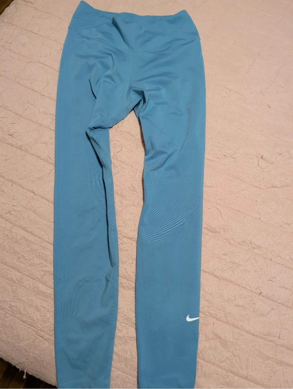 Nike Dri-FIT Light Blue Athletic Leggings Size M